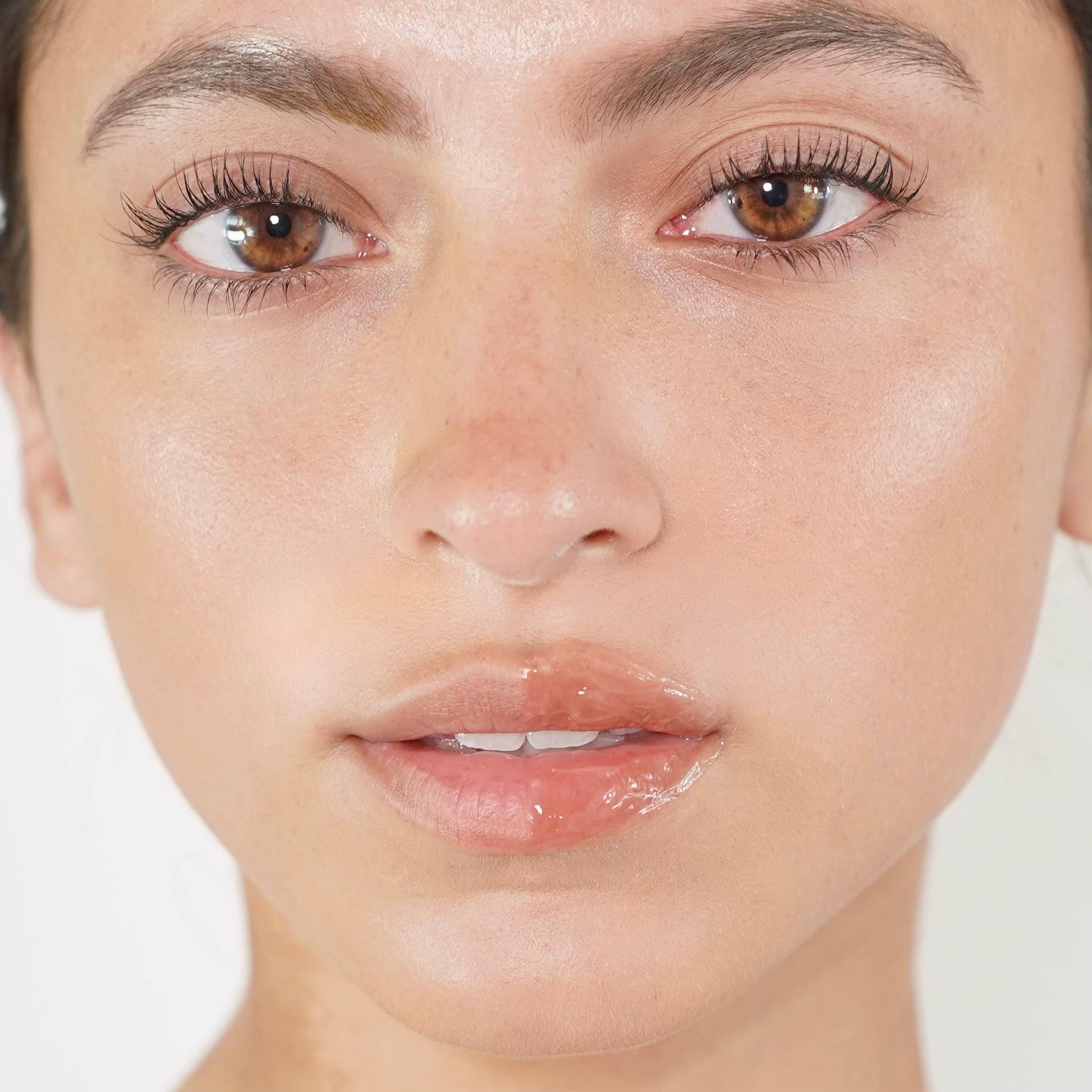 Rose Essence Lip Serum: Clean-Clinical Treatment for Dry&Chapped Lips